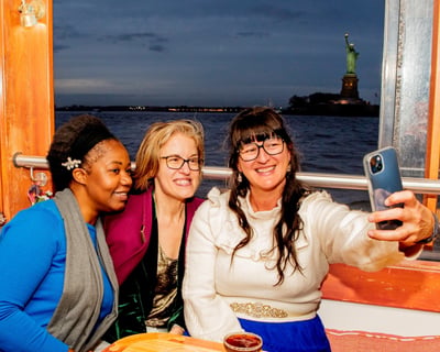 New York City Holiday Lights Cruise