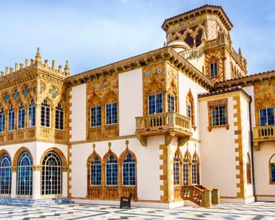 Guided E-Bike Tour of Sarasota's Ringling Museum