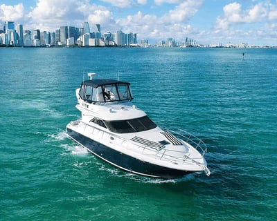 4-Hour Yacht Charter in Miami Beach