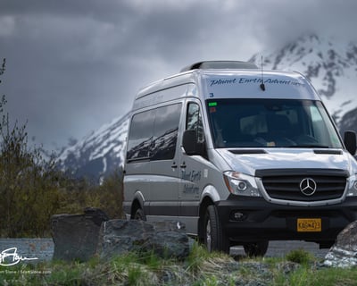 Take a Seward to Anchorage Guided Transfer Tour
