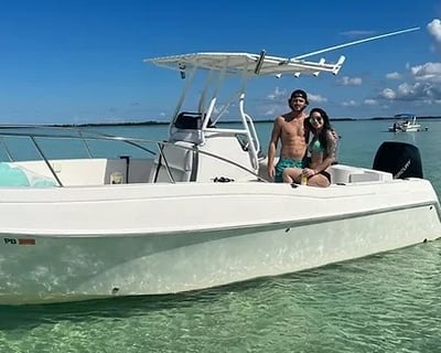 Cudjoe Key 24' Center Console Boat Rental