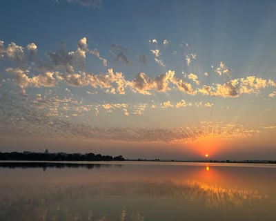 Morning Paddleboard Mindfulness & Meditation in Madison