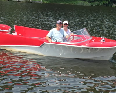 Retro Boat Rental in Saugatuck