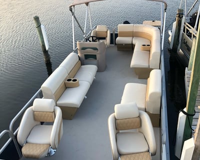 Outer Banks 12-Passenger Boat Rental