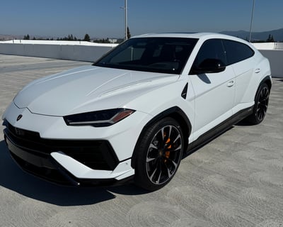 Lamborghini Urus S Rental in Los Gatos