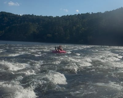Whitewater Tube Rental in Reliance