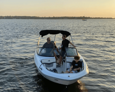 Captained Boat Charter on Lake Minnetonka
