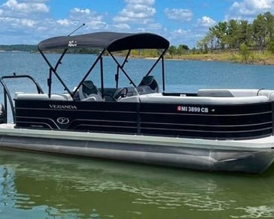 Sardis 24' Tritoon Rental