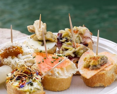 Venice Bacari Food Tour With Cicchetti & Spritz