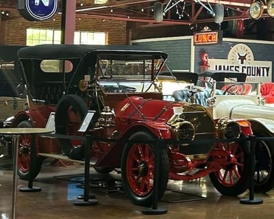 Chattanooga Trolley Tour & Coker Museum Visit