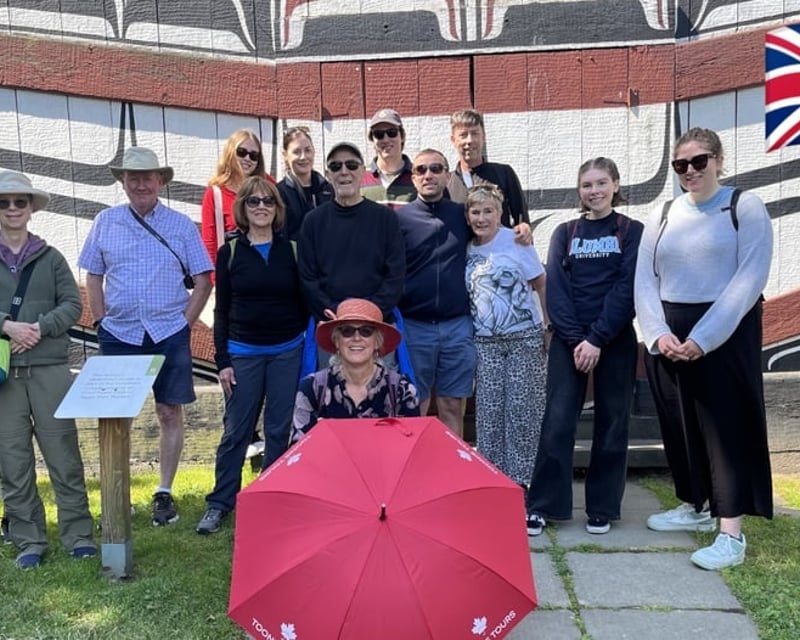 Victoria Walking Tour of Inner Harbour & Chinatown