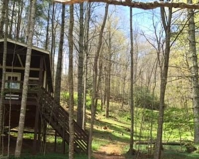 New River Treehouse Camping Stay