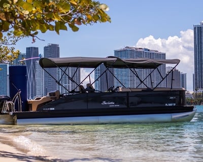 Miami Boat Ride and Jet Ski Experience from Venetian Marina