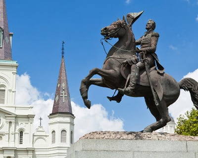 Family Minibus Tour Through Historic New Orleans