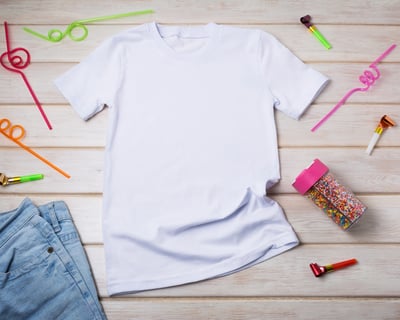 Design a Kids T-Shirt With Fabric Markers