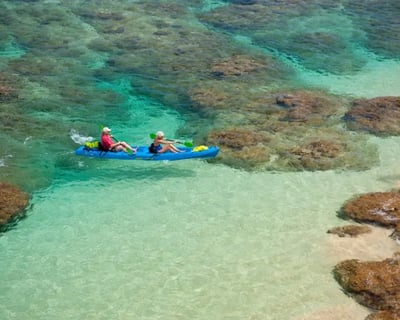 Hanalei Bay Kayak & Snorkel Tour with Lunch