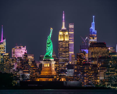 NYC 3-Hour Night Highlights Guided Bus Tour