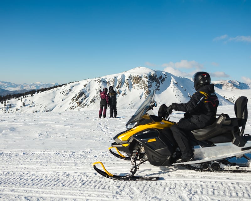 Full-Day Snowmobile Rental in Bridger-Teton National Forest
