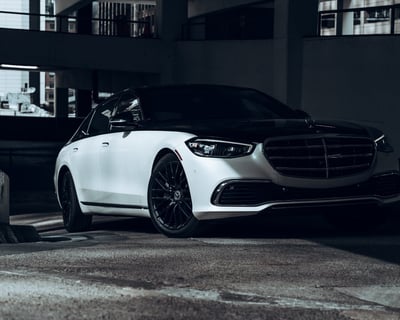 Mercedes-Benz S580 Rental in Chicago