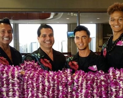 Kahului Airport Lei Greeting