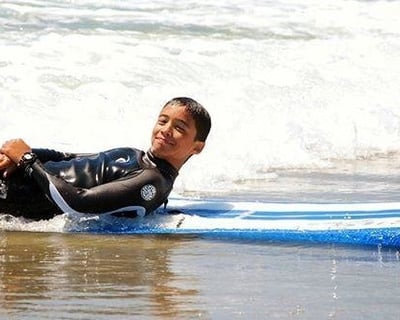 Learn to Surf Santa Monica Waves at Your Pace