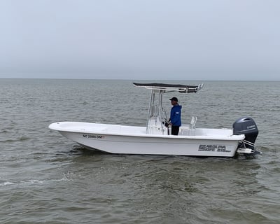 21' Carolina Skiff Boat Rental in Waves