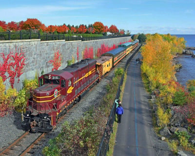 Ride a Fall Colors Train Tour From Duluth to Two Harbors