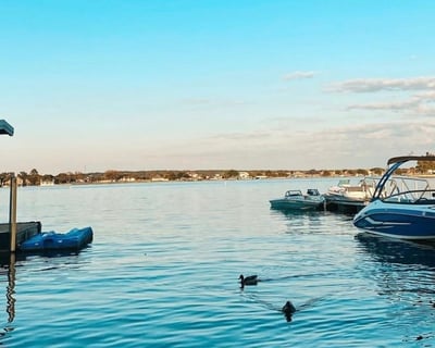 Granbury 23' Tritoon Boat Rental