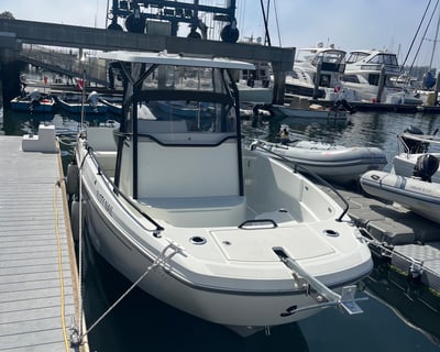 26' Powerboat Charter in Marina Del Rey