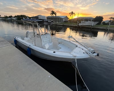 Explore Punta Gorda on a 21' Center-Console Rental