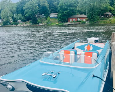 Retro Boat Rental in Saugatuck