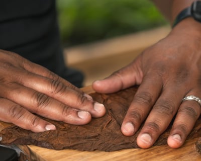 Puerto Rican Cigar Rolling Workshop in Río Grande
