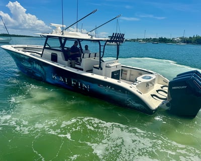 Offshore Fishing Charter on Kai Fin