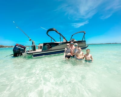 Longwood Private Boat Tour: Island Hopping