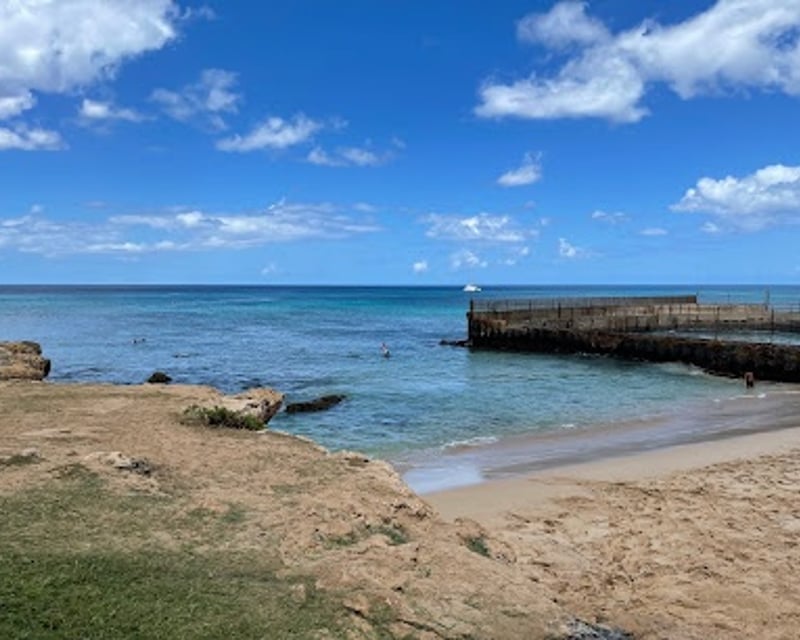 Guided Shore Dive at Kahe Point Beach Park