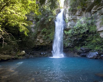 Private La Cangreja Waterfall Hike in Rincón de la Vieja