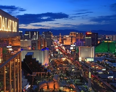 Las Vegas Nightclub Dinner & Strip Tour