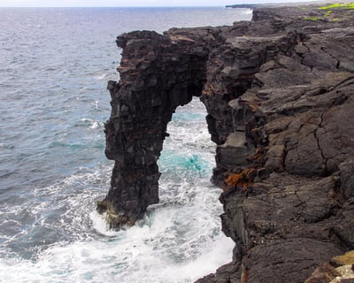 Hawaiʻi Volcanoes National Park Guided Tour From Kona