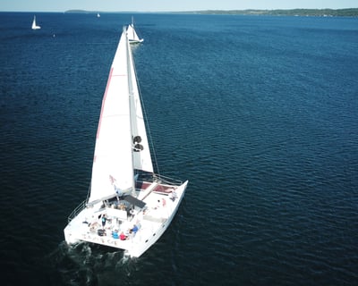 Happy Hour Sailing Cruise in Traverse City