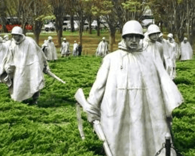 3-Hour Private Washington DC Guided Tour by Luxury Vehicle