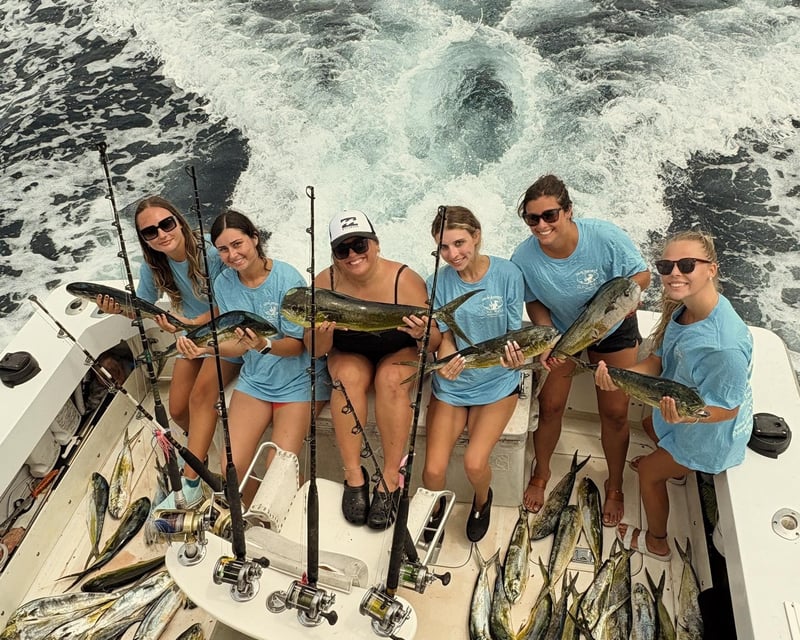 Private Full-Day 53' Sportfish Fishing Charter in Wanchese
