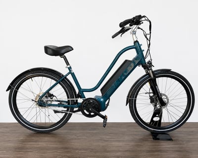 Step-Thru E-Bike Rental in Burbank