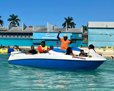 20-Minute Speedboat Cruise in Ocho Rios