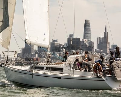 3- or 4-Hour San Francisco Bay Sailing Cruise
