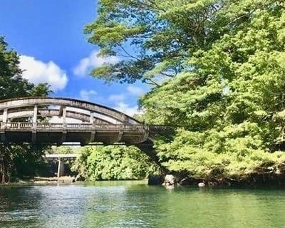 Hilo Bay Myths and Legends Waterfall Kayak Adventure