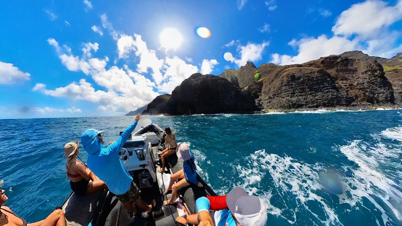 Na Pali Coast Eco Zodiac Snorkeling Adventure