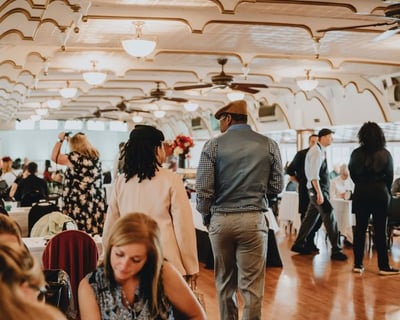 2-Hour Dinner Cruise in Louisville