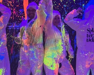Glow Acrylic Pour Class in Sandy Springs