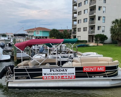 22' Pontoon Rental in Fort Walton Beach