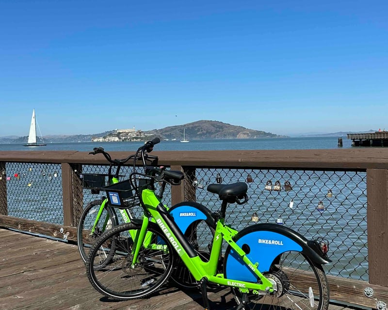 San Francisco E-Bike Rental with 25-Mile Range